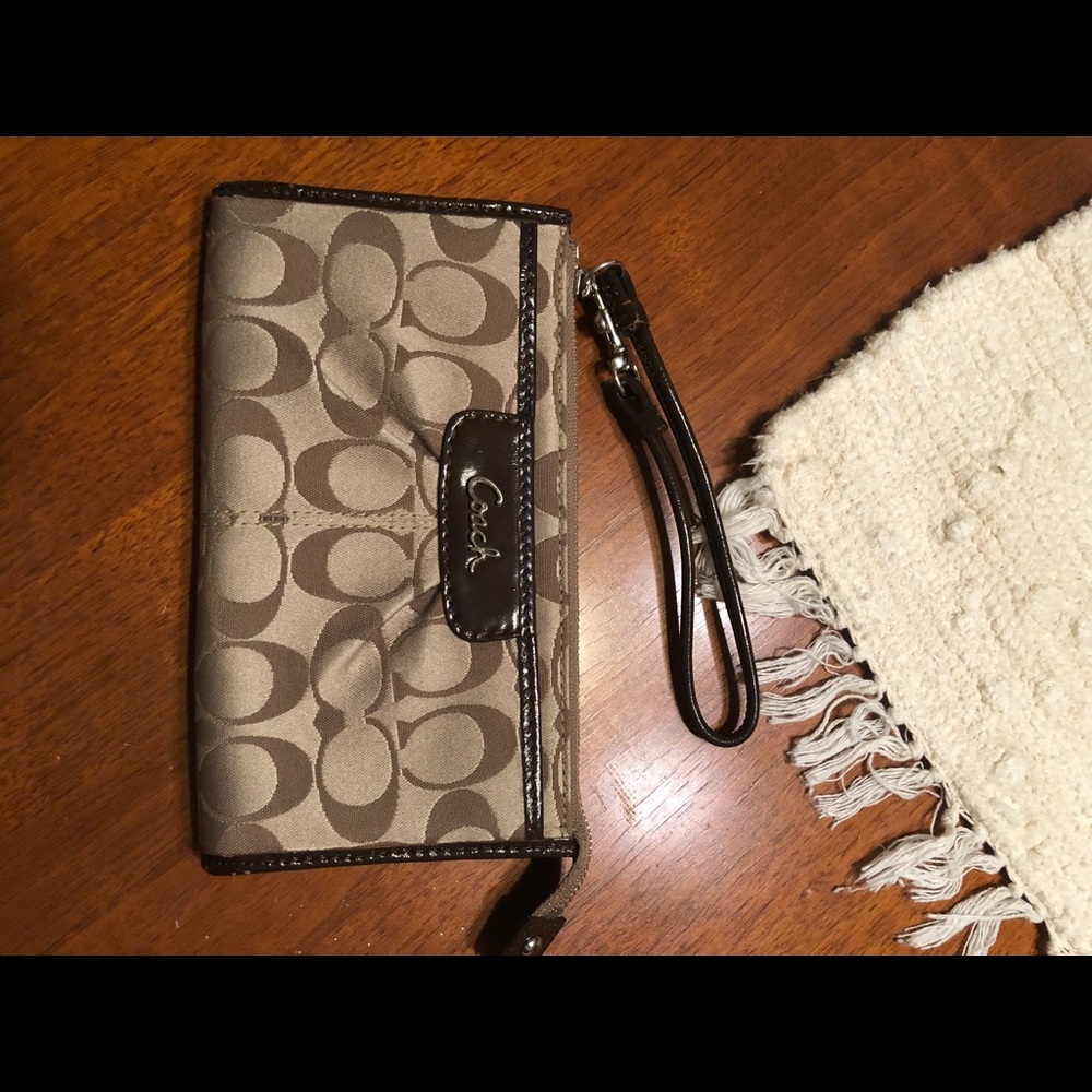 Coach wristlet/wallet